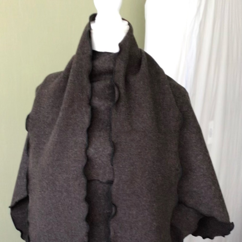 Versatile wool wrap